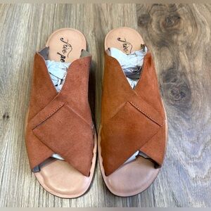 Free People Brown Suede Cross Strap Slide Sandals EU 41
